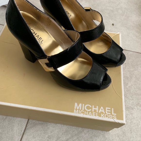 Open shoes - Picture 2 of 4